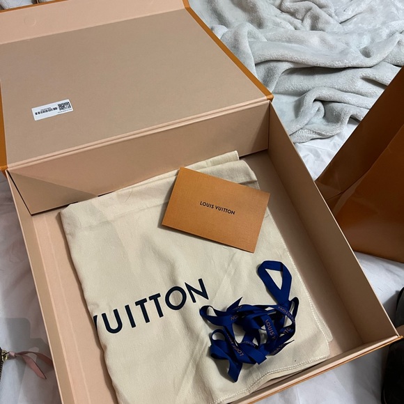 Everything pictured included - Picture 11 of 11